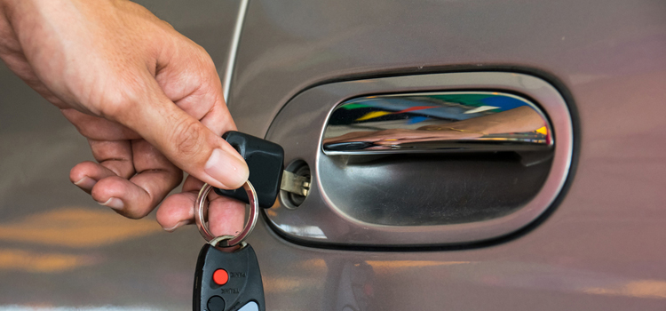 Car door lock repair in Pitt Street