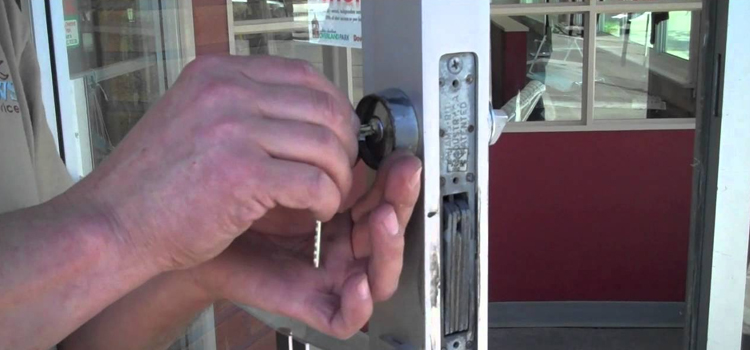 commercial door lock repair Pitt Street