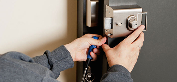 Deadbolt Lock Installation Pitt Street