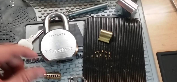 Rekey Master Lock in Pitt Street
